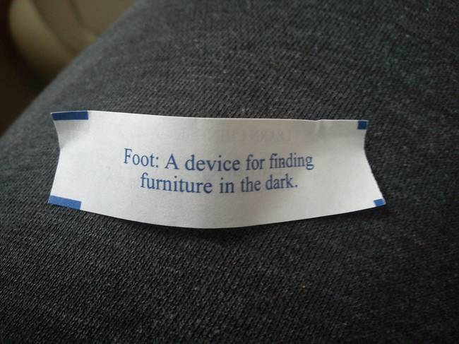 label - Foot A device for finding furniture in the dark