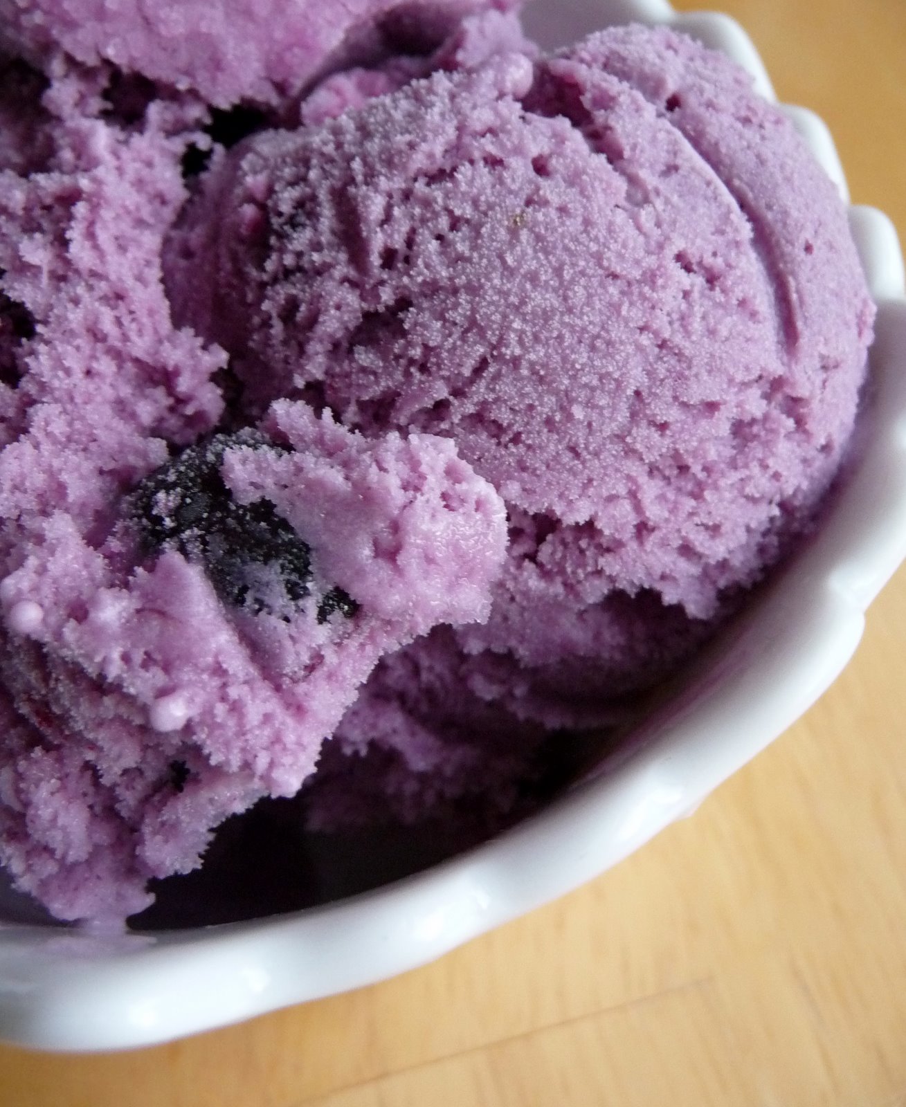 The successful inventor of ice cream soda, the brilliant Robert Green promised his fans that he would create a grape flavored ice cream in time for the 1876 World Fair. However, Green was unaware that grapes contain the molecule Anthocyanin, which prevents freezing. He failed miserably.