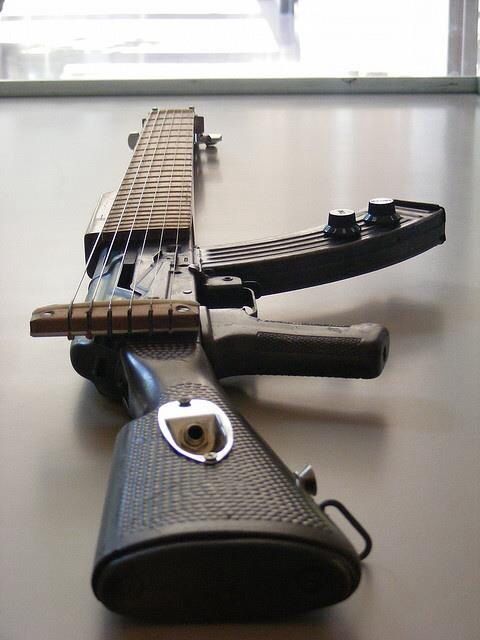 The rifle guitar