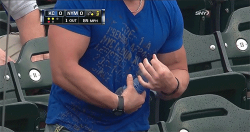 muscular man struggles with water bottle - Sny Kc O Nym O 2 1 Out 84 Mph
