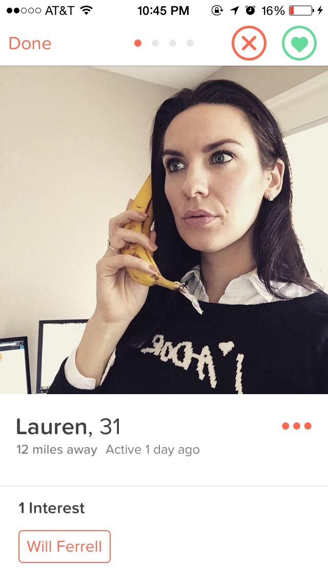 21 Girls on Tinder Who Will Make You Say 'WTF?'