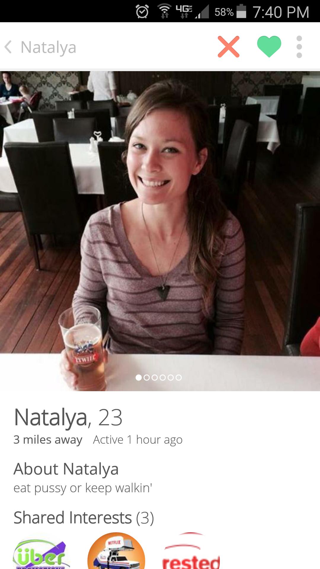 21 Girls on Tinder Who Will Make You Say 'WTF?'