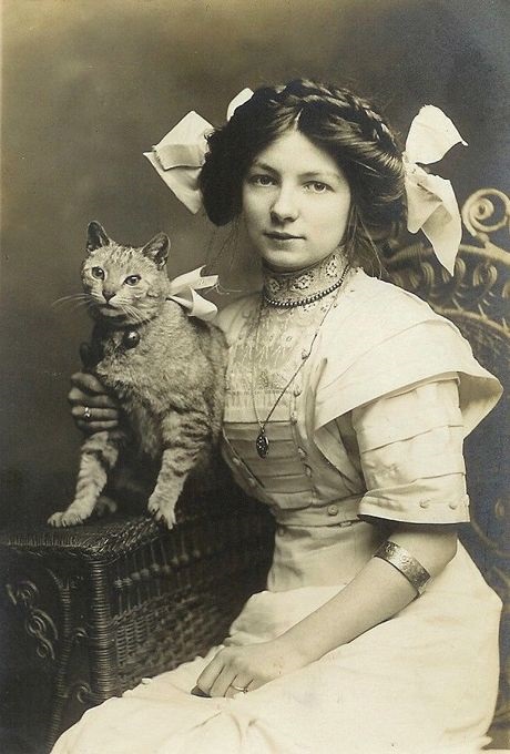 woman 1900
