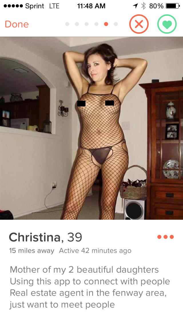 31 People on Tinder Who Will Make You Go WTF!?