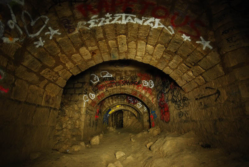 In 2004, police discovered a secret underground cinema with 

professionally installed electricity, phone lines, full bar, classic 

movies and recent thrillers, and more in the catacombs under paris. 

Upon returning 3 days later, a note was found that read "Do not try 

to find us."