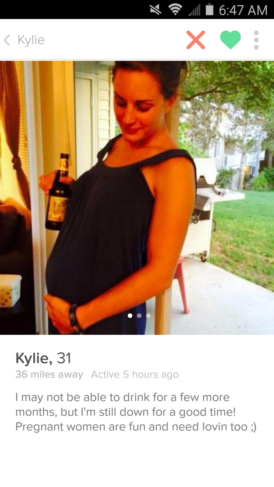 31 People on Tinder Who Will Make You Go WTF?