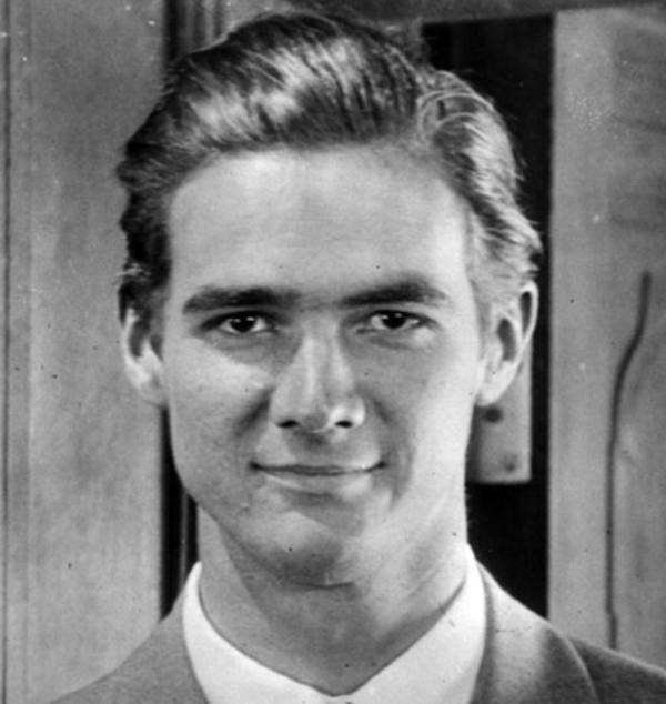 Howard Hughes suffered from OCD and would give bizarre instructions to his servants, for example how to open cans of food. When he ate a butterfly steak - it had to be with 12 peas of the same size. If any of the peas were too big, he sent them back.