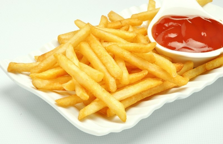 The price of french fries is 20x as much as it costs the restaurant to prepare them.