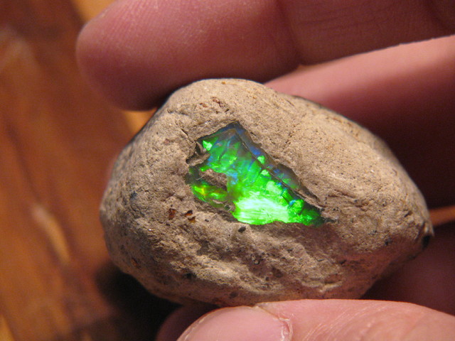natural green opal