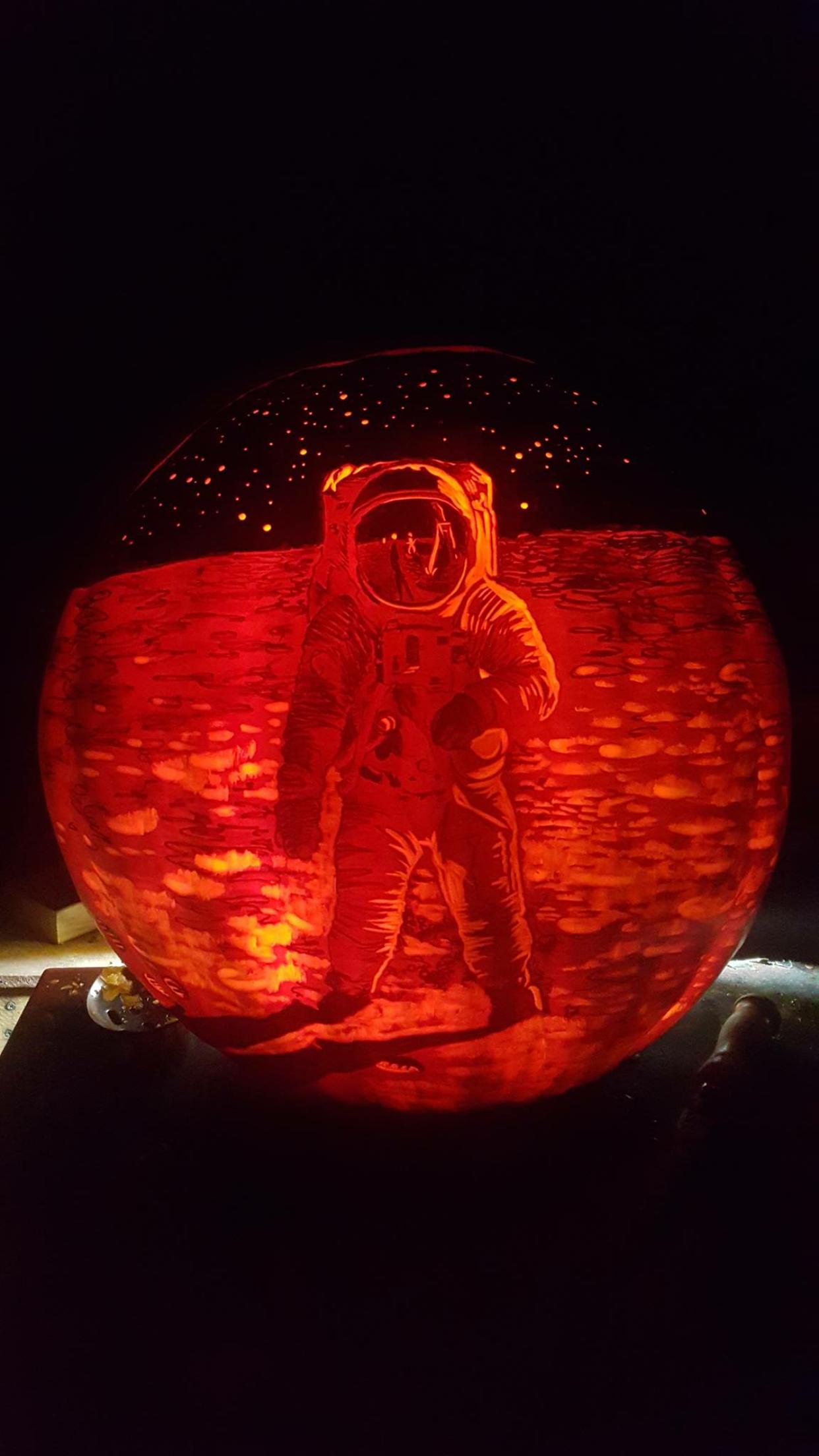 This carved pumpkin.