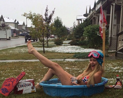 fat girl kiddie pool - Canadian