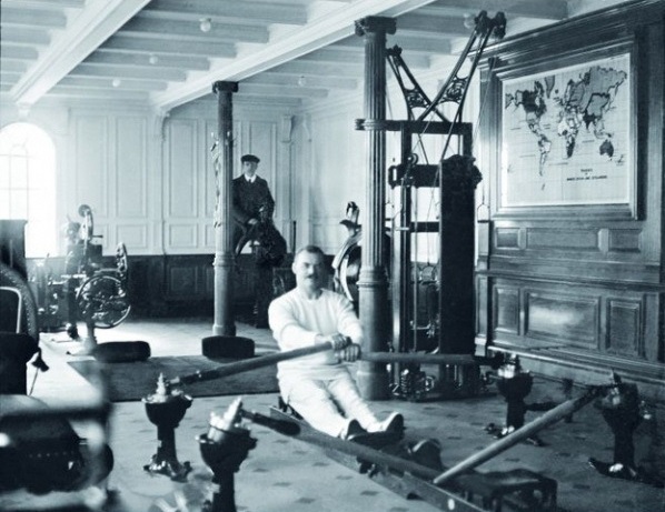 A gym abroad the Titanic, 1912.