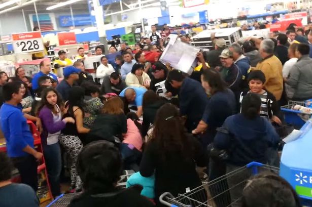 22 Black Friday Images That Will Destroy Your Faith In Humanity