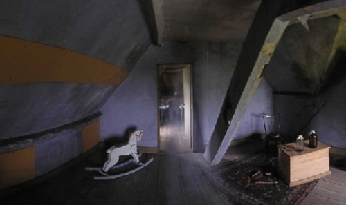 ghost sightings in houses