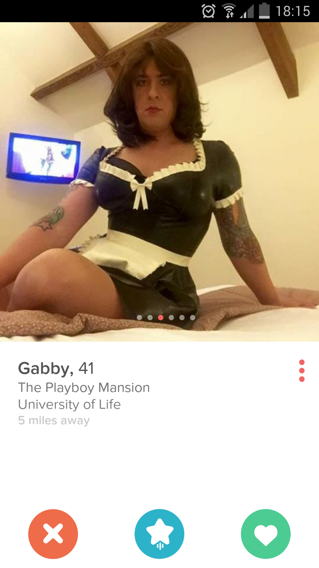 art hoe tinder - Gabby, 41 The Playboy Mansion University of Life Smile Wav