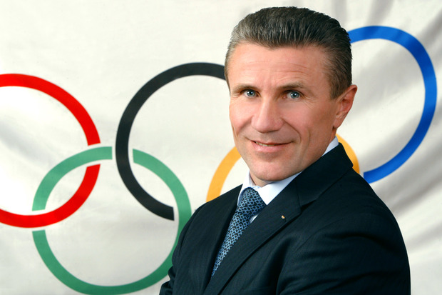 Sergei Bubka repeatedly and deliberately broke the world pole vault 

record by the smallest possible height so he could cash in on a Nike 

bonus with each new record. In a two-year span, he broke his own 

world record 14 times.