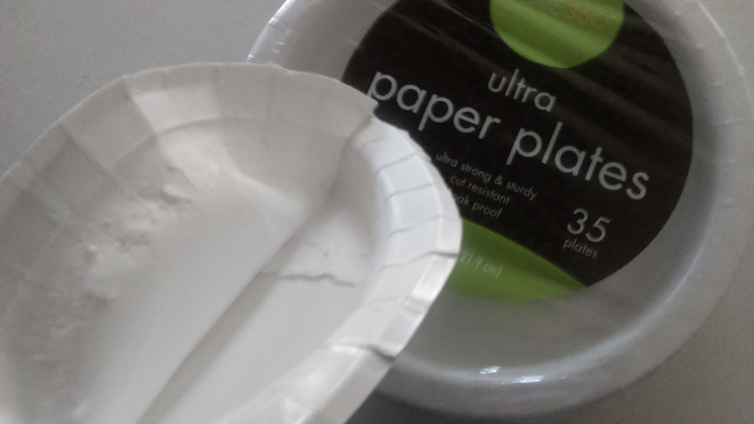 ultra paper plates raong sudy rok prool