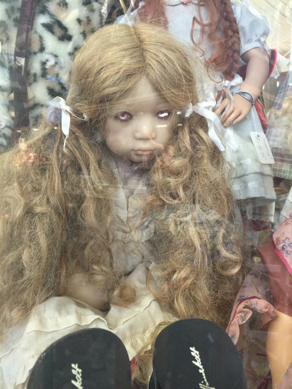 23 Images That Are Creepy As F*ck