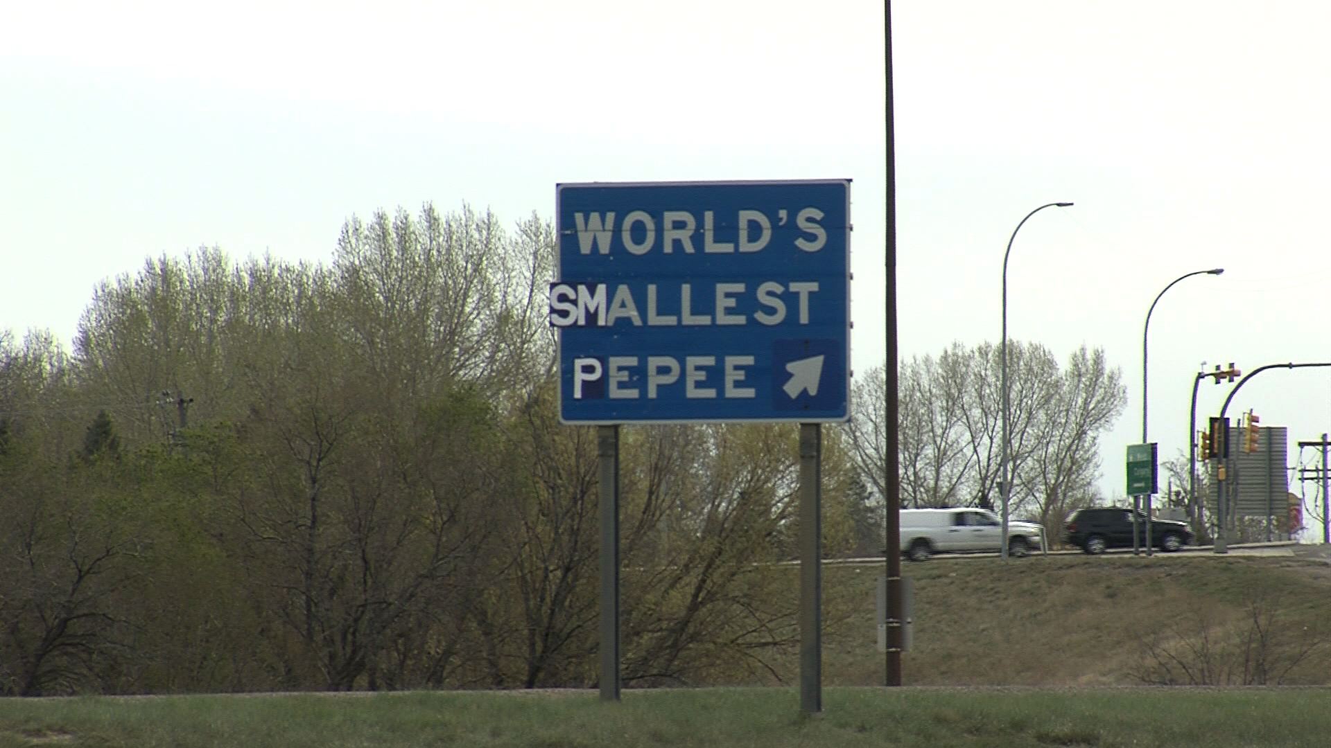 world's largest teepee - World'S Smallest Pepee A