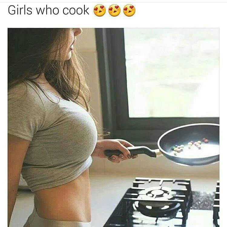 meme stream - hot girl cooking skittles - Girls who cook Oss