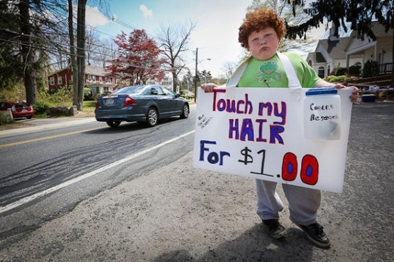 touch my hair for a dollar - Corces Reser Touch my Hair For $1.00