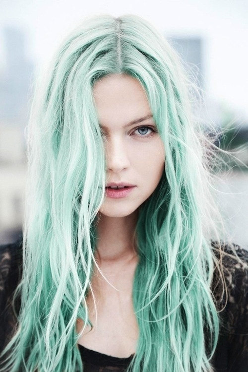 mint green hair