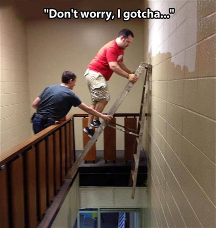 darwin awards men - "Don't worry, I gotcha..."