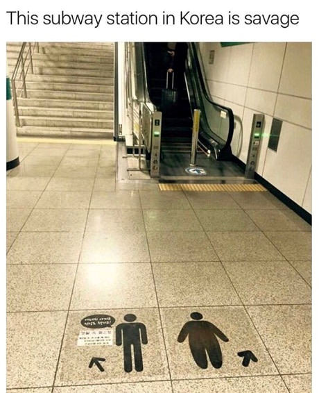 korea savage escalator - This subway station in Korea is savage