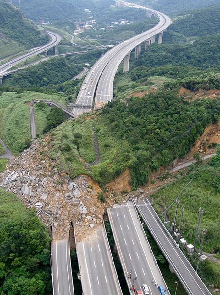 natural disasters landslide