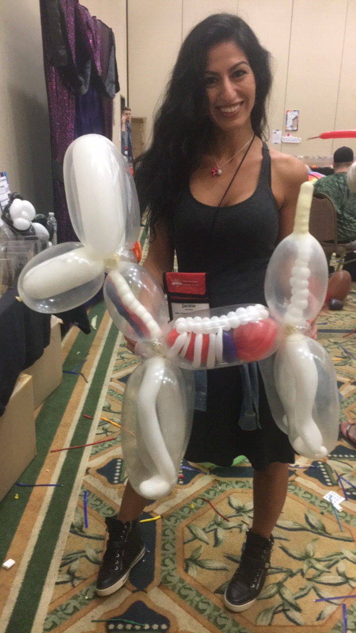 balloon dog skeleton