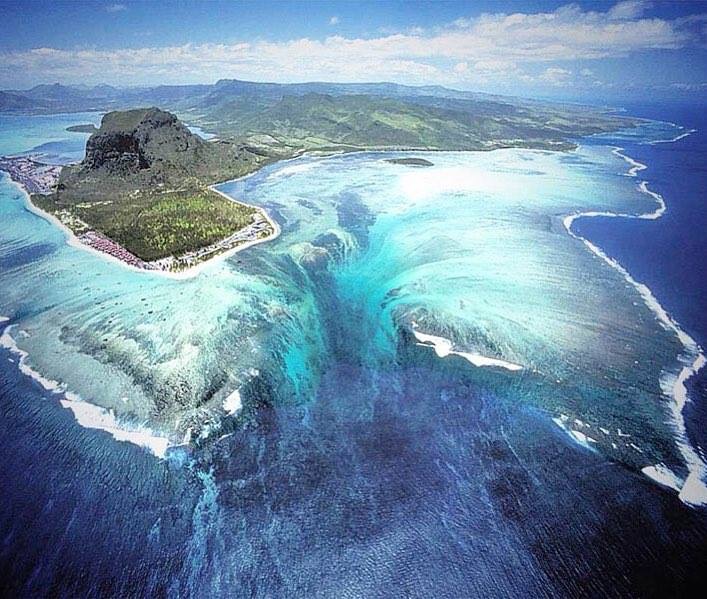 mauritius underwater waterfall