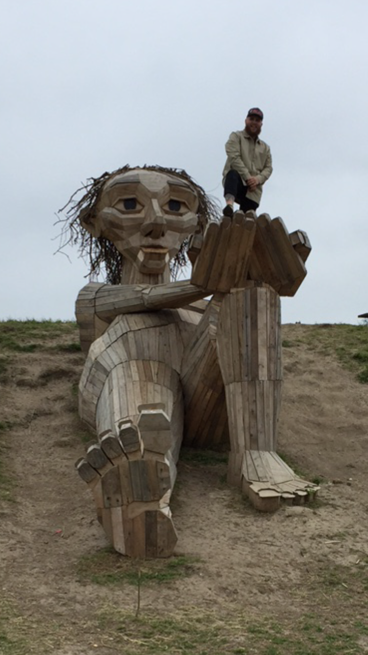 chainsaw carving