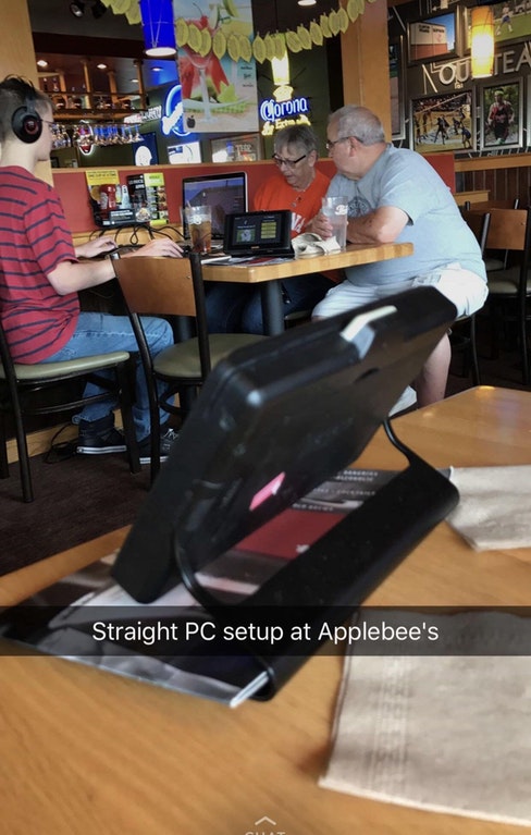 Someone set up a desktop computer in Applebees