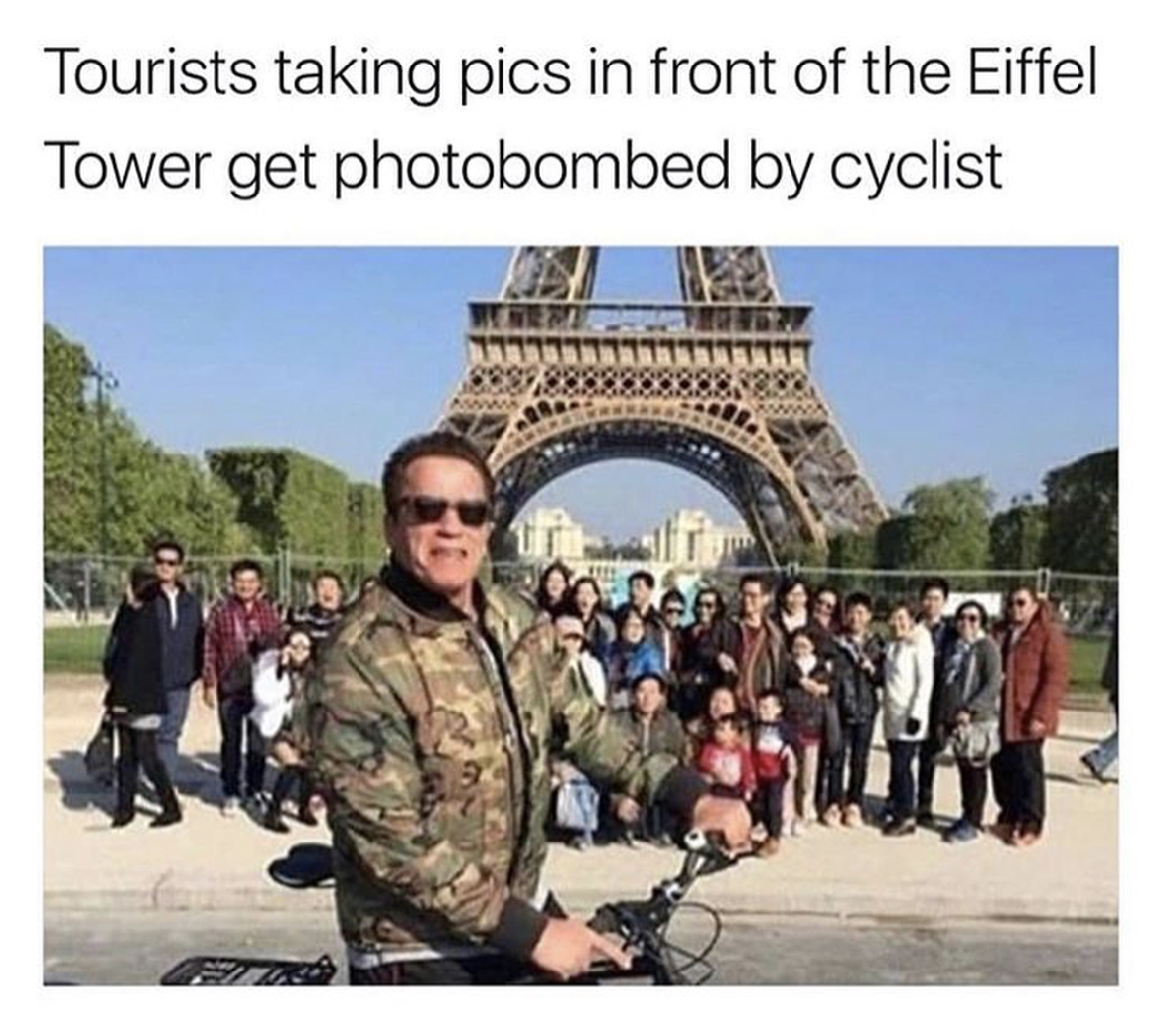 eiffel tower funny pictures memes - Tourists taking pics in front of the Eiffel Tower get photobombed by cyclist VODAHOOOOO333
