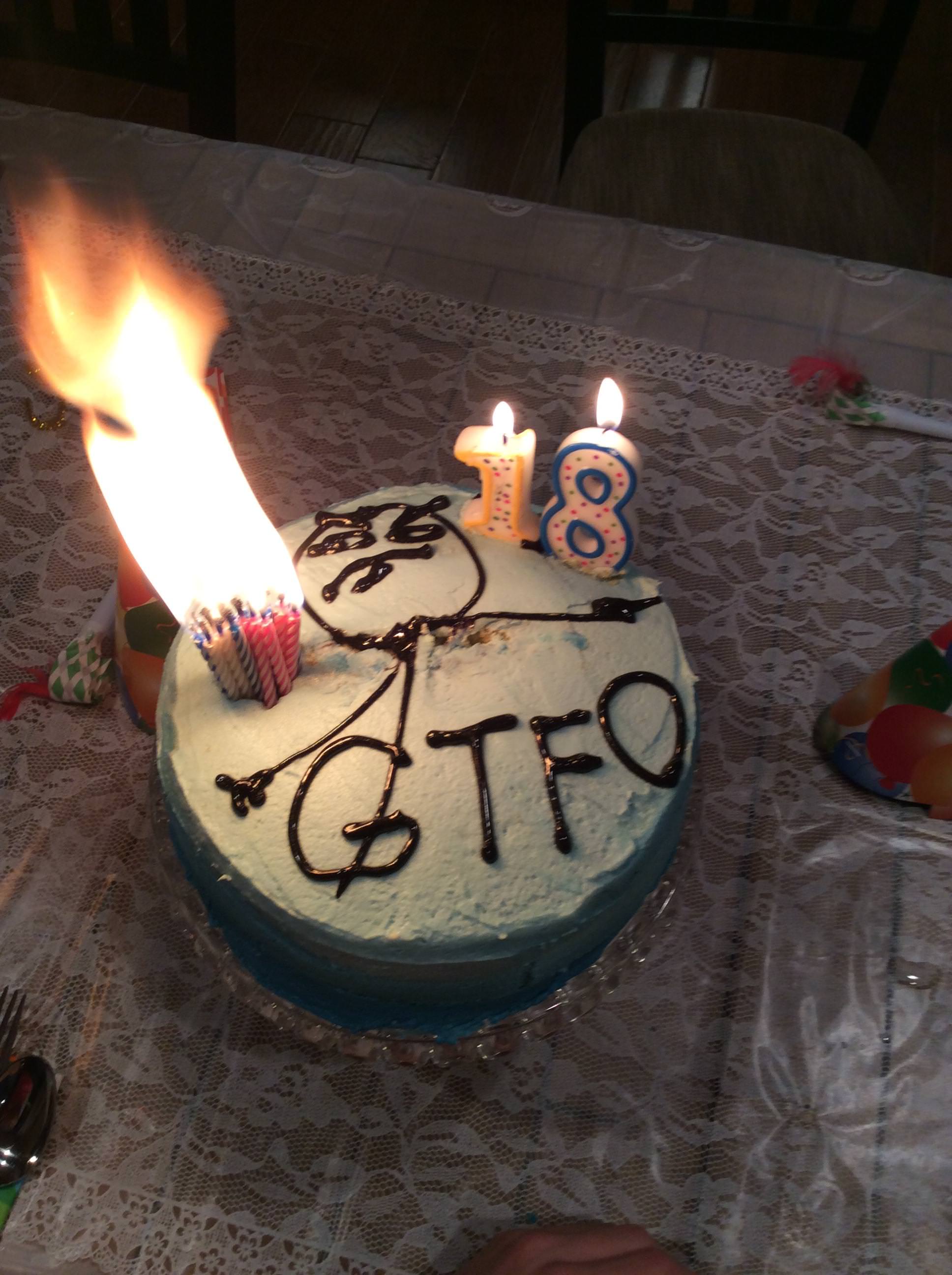 birthday cake - 00 Gtfo