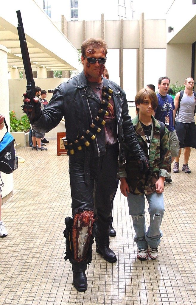 awesome terminator cosplay