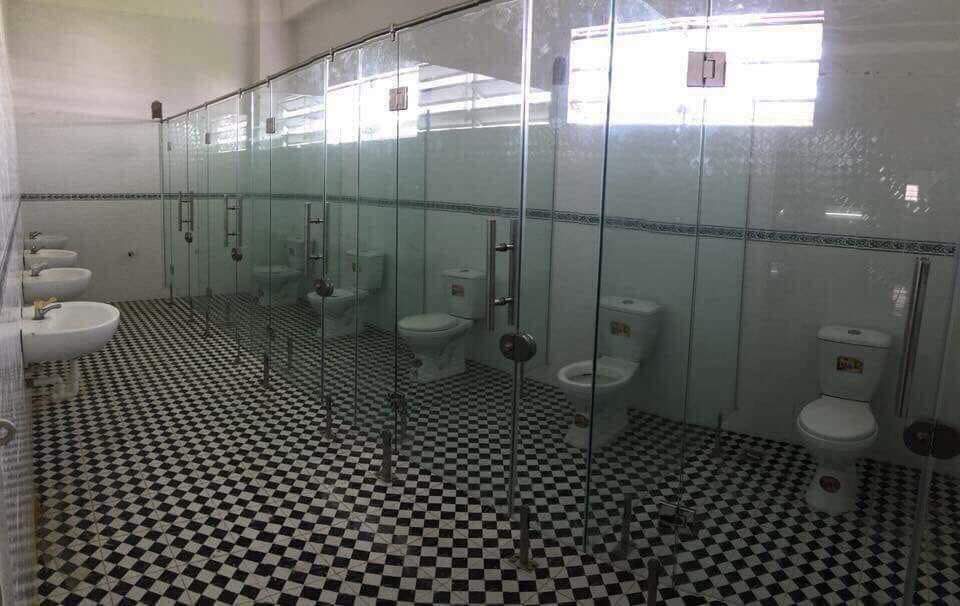 we have updated our privacy policy toilet