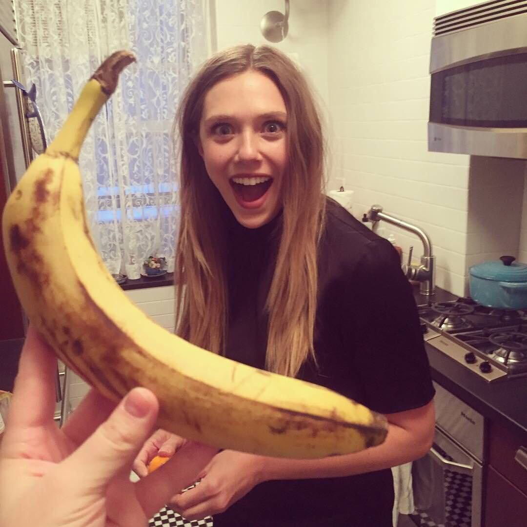 elizabeth olsen banana