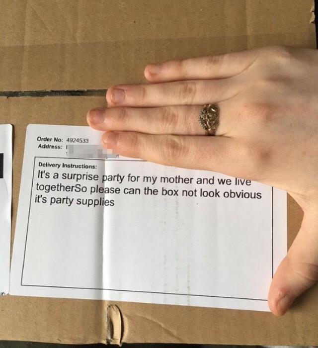 you had one job funny fails - Order No 4924533 Address Delivery Instructions It's a surprise party for my mother and we live togetherSo please can the box not look obvious it's party supplies