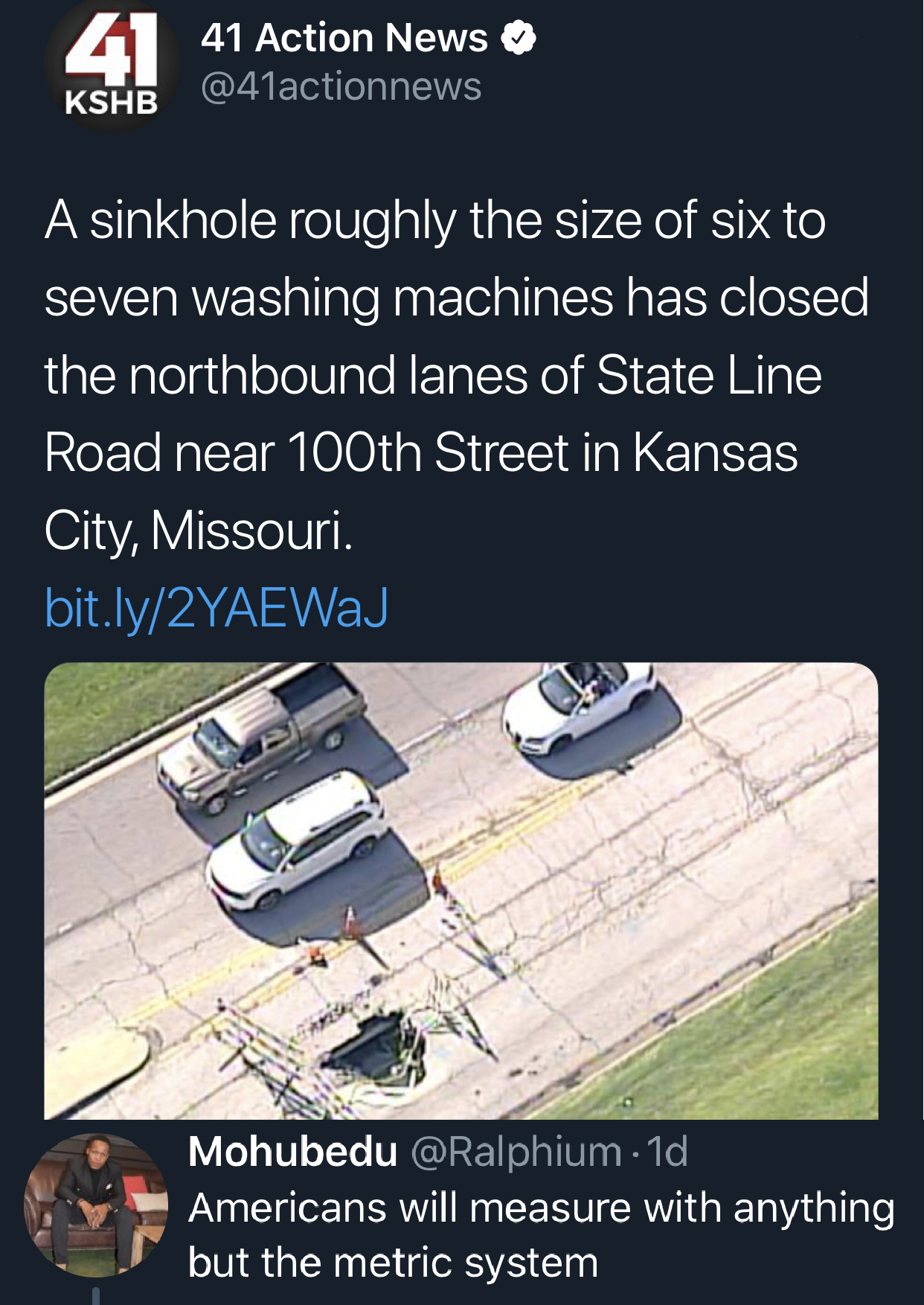 A sinkhole roughly the size of six to seven washing machines has closed the northbound lanes of State Line Road near 100th Street in Kansas City, Missouri. bit.ly2YAEWaJ Mohubedu Americans will measure with anything but the m