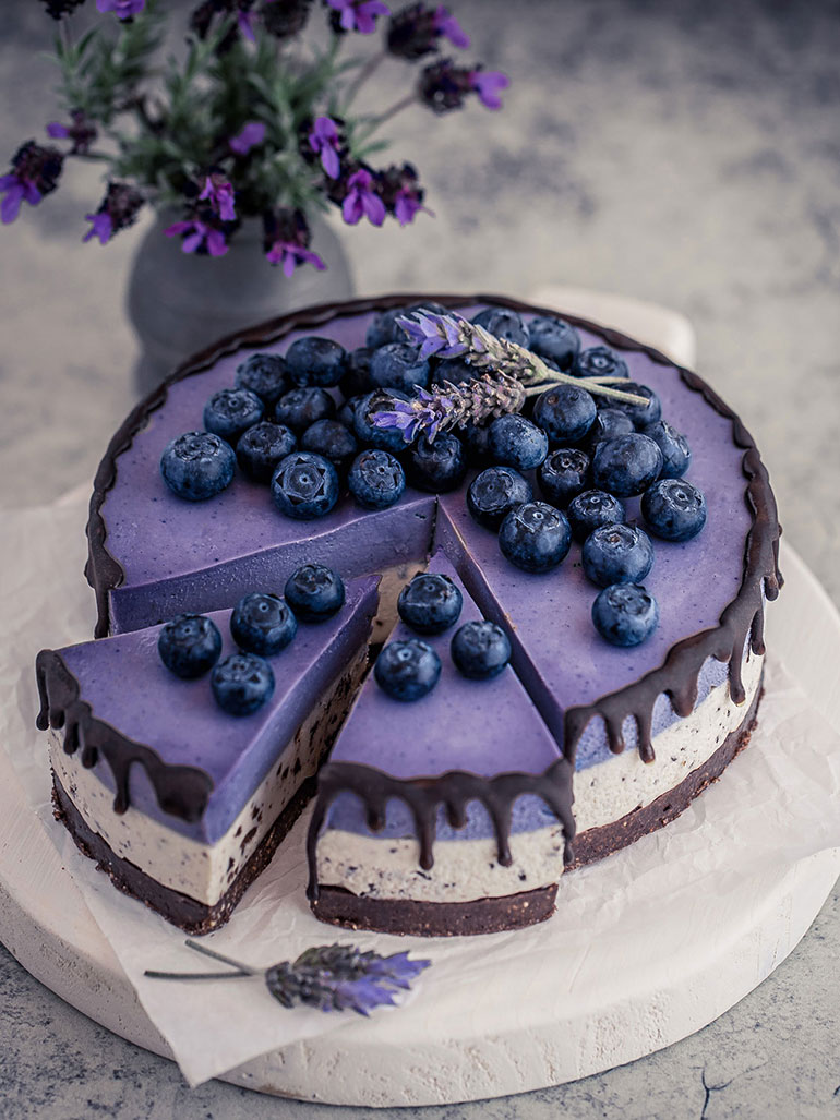coconut blueberry chocolate cheesecake