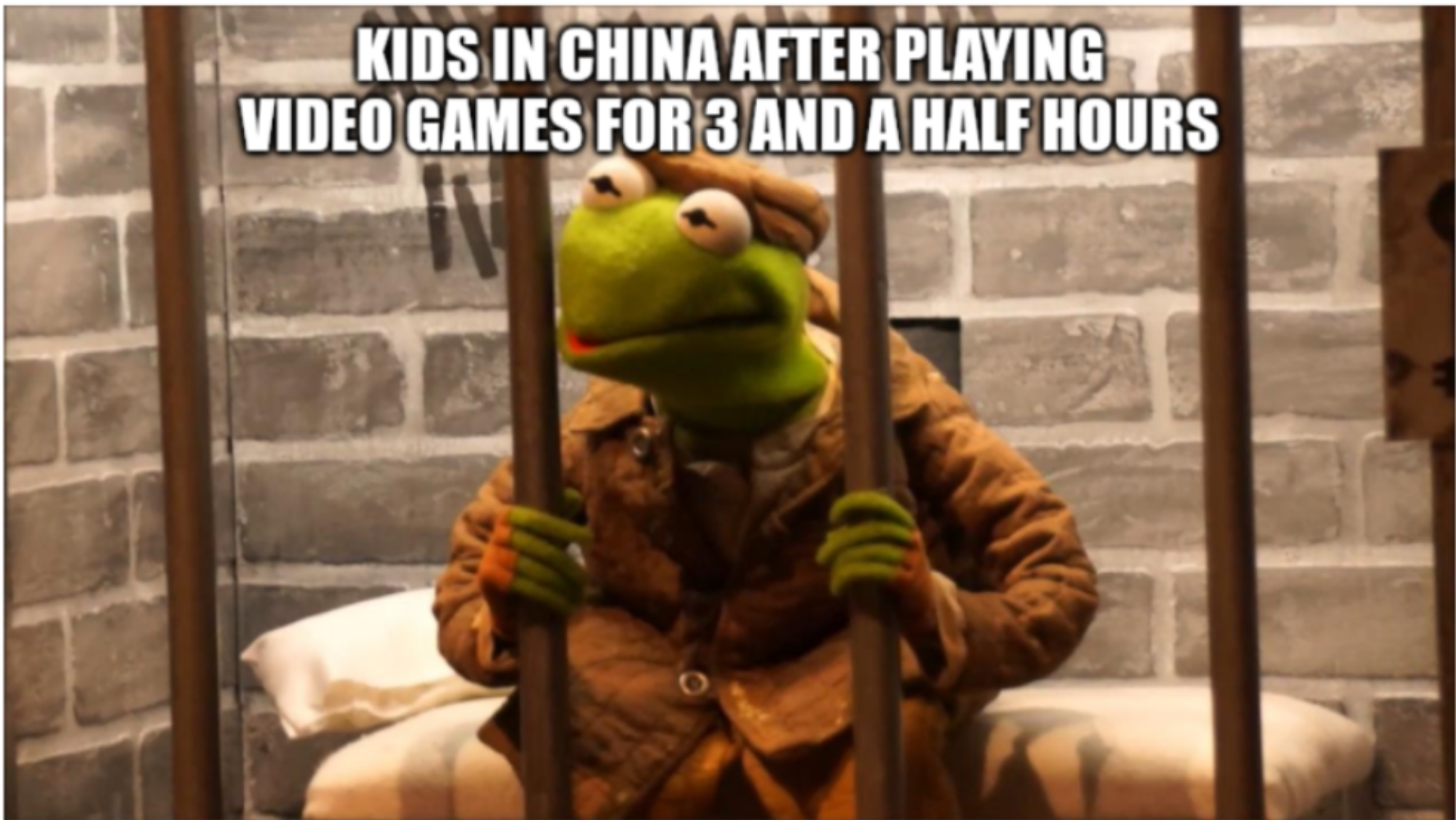 kermit prison - Kids In China After Playing Video Games For 3 And A Half Hours