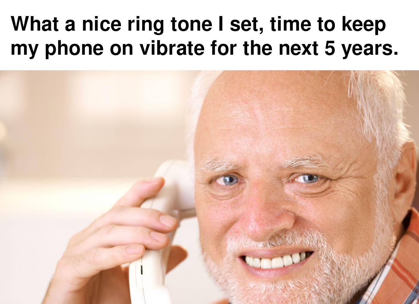funny pics and memes - love my iphone - What a nice ring tone I set, time to keep my phone on vibrate for the next 5 years.