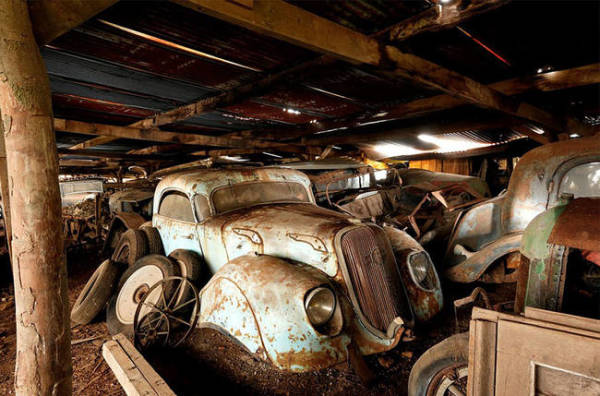 The original collection belonged to Roger Baillon, a rich entrepreneur. He collected from the 1950's through the 1970's. When times got tough for him, most of his car collection fell by the wayside.