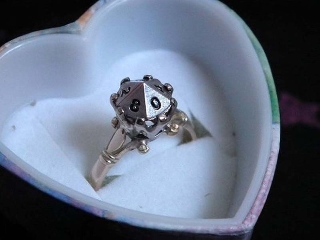 Dungeons and Dragons Ring *drools*