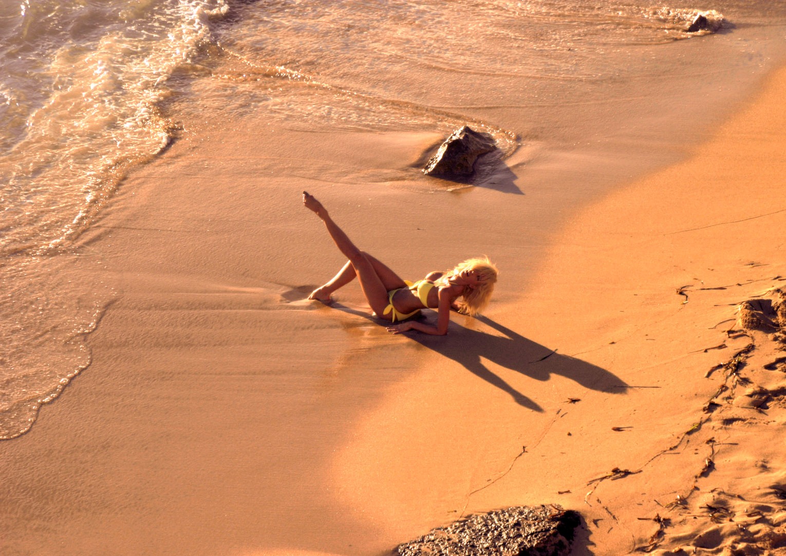 Randomness of Hotness