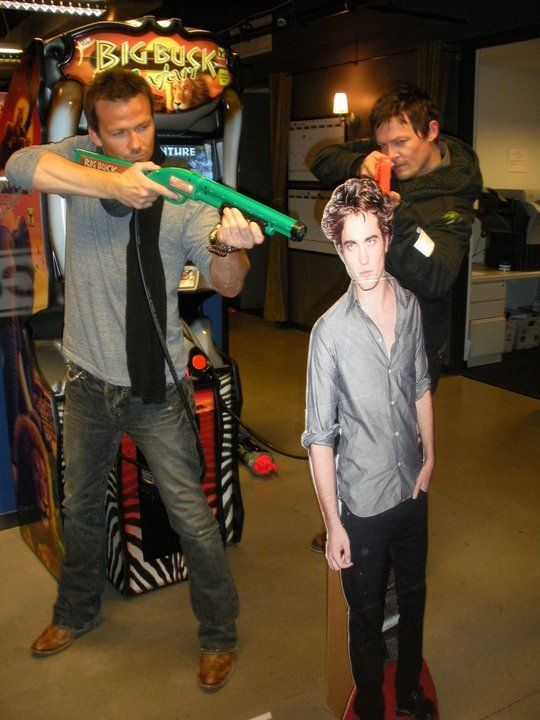 Randomness of Nothing