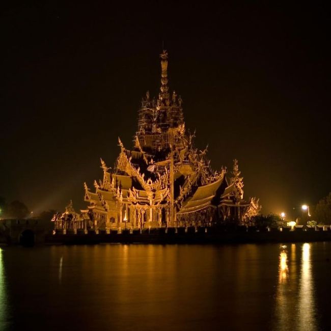 Randomness of Nothing