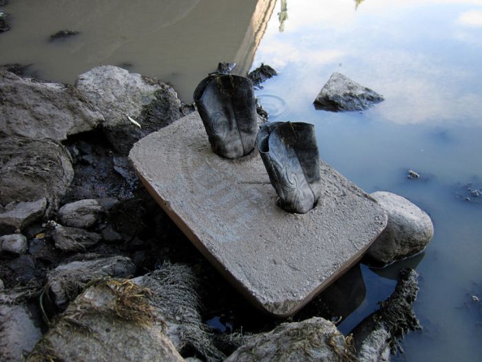 Randomness of Nothing