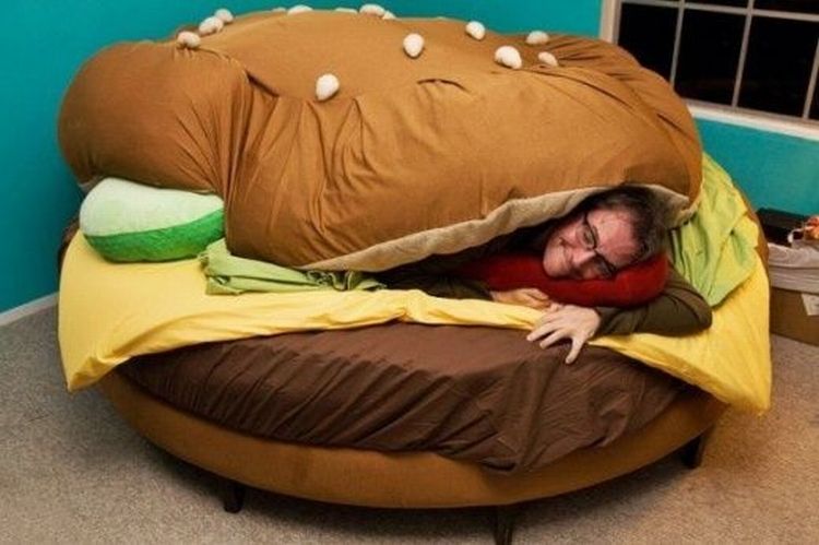 Burger Bed!?